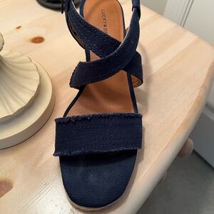 Lucky wedge sandals
